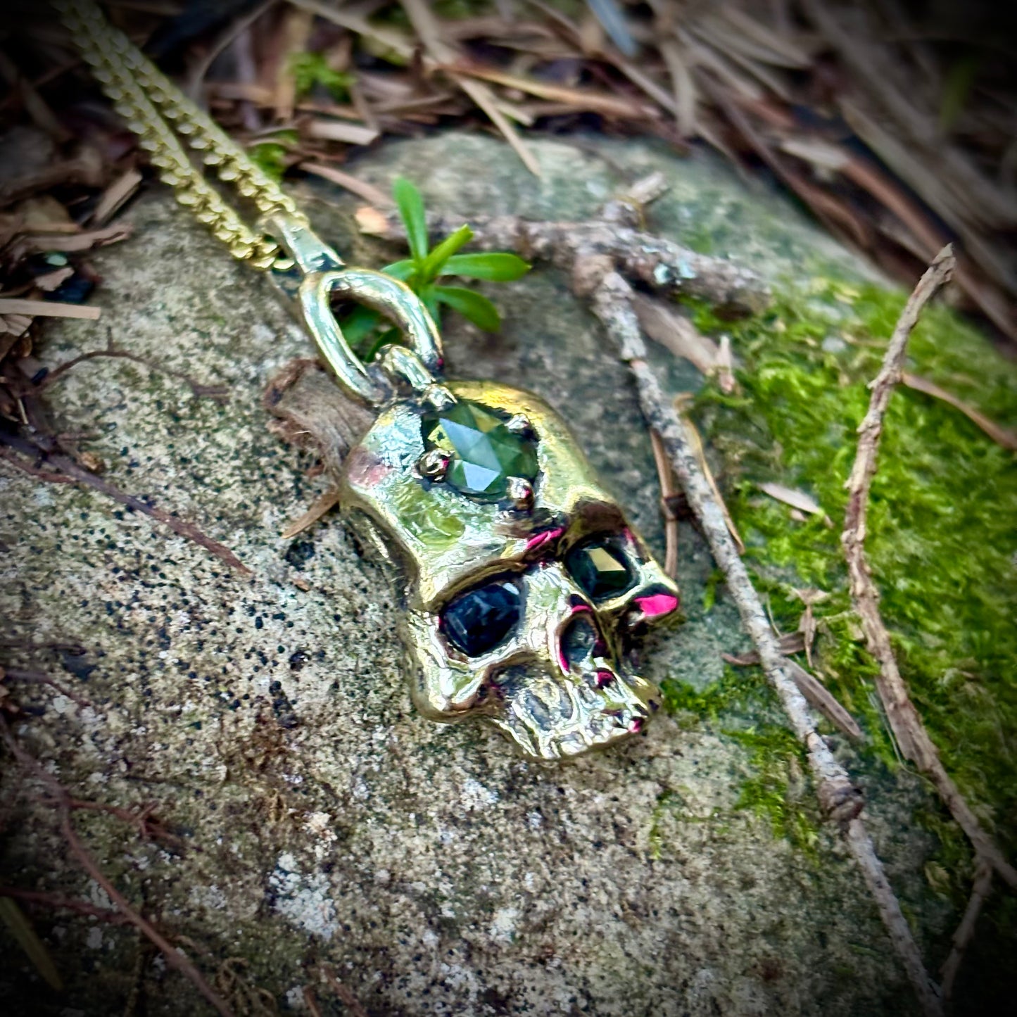 Midori Skull Necklace
