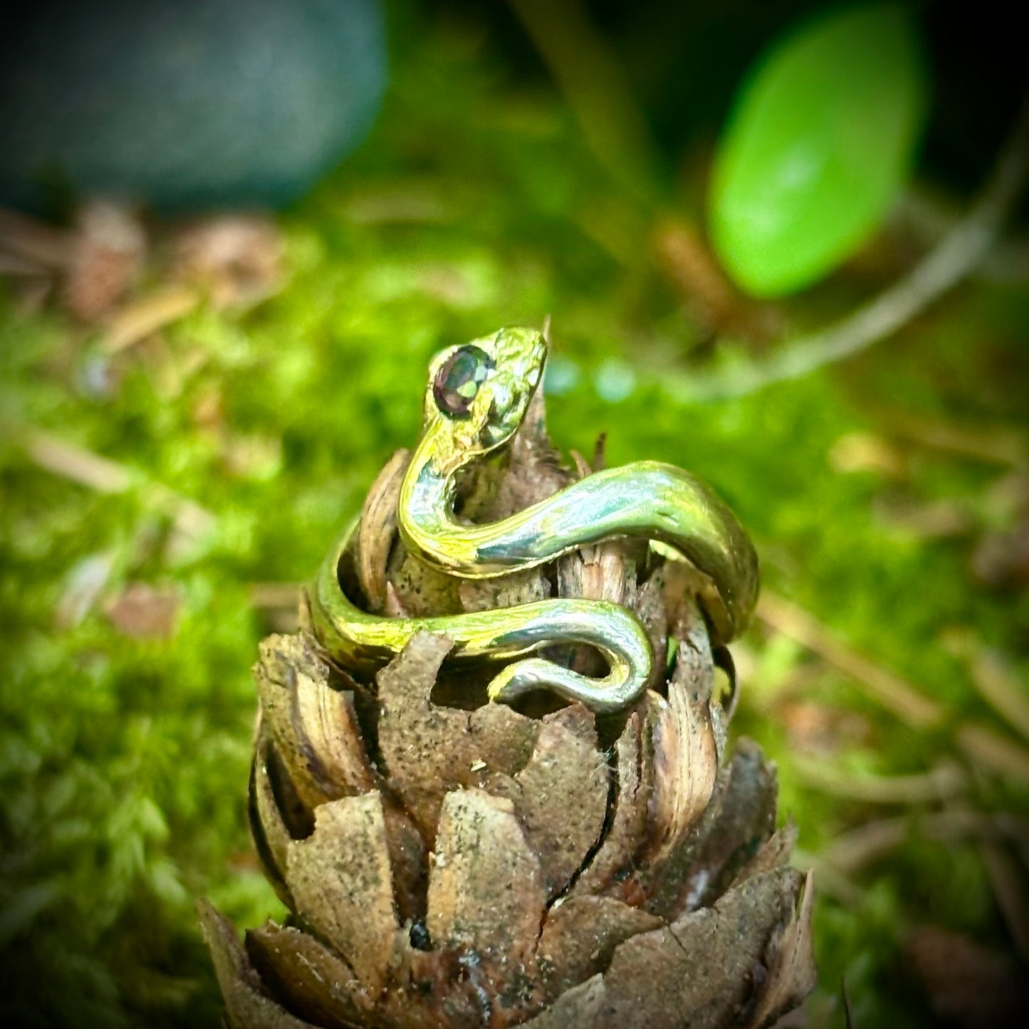 BB Snek, 14k gold