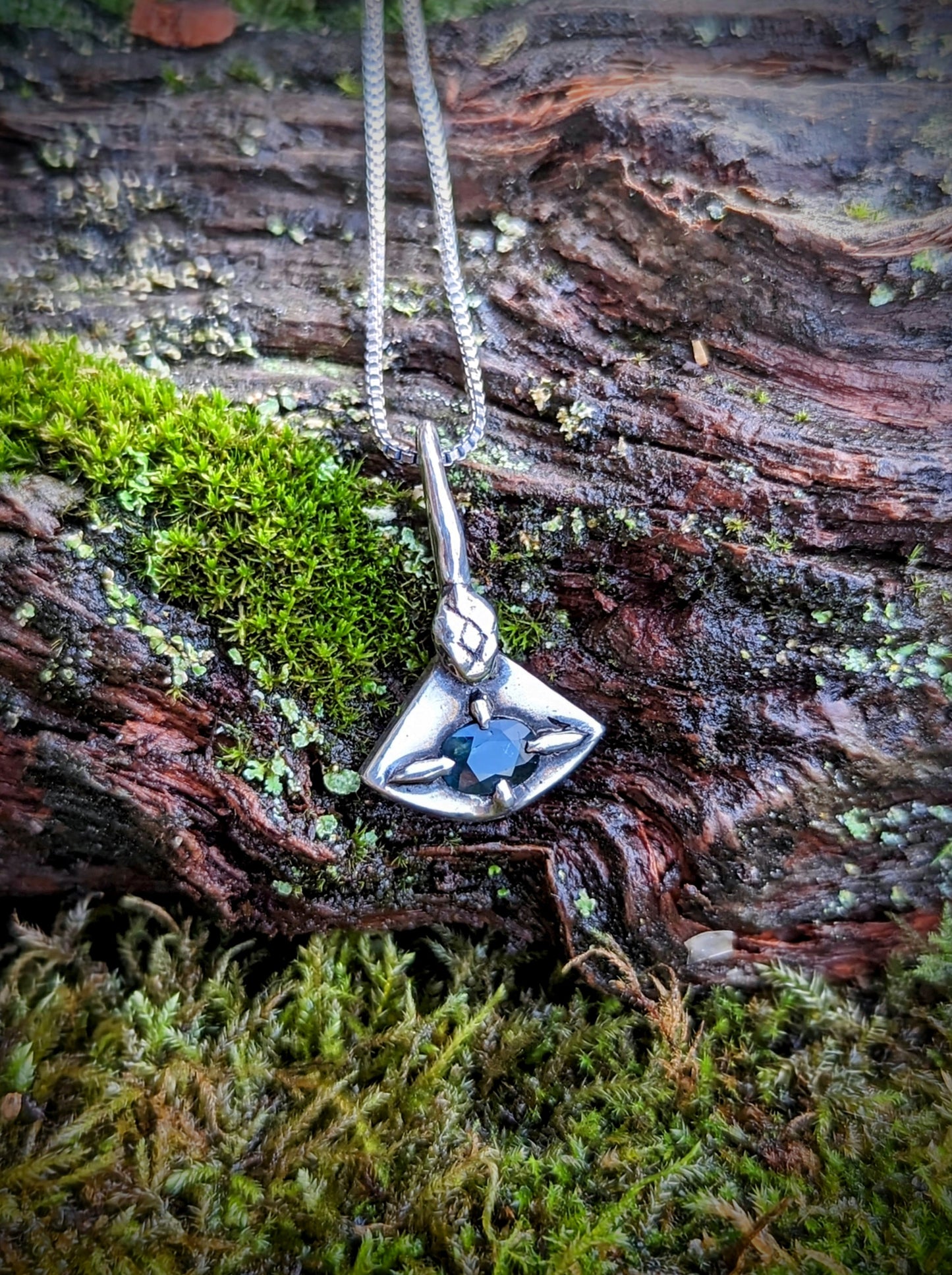 Nila Necklace
