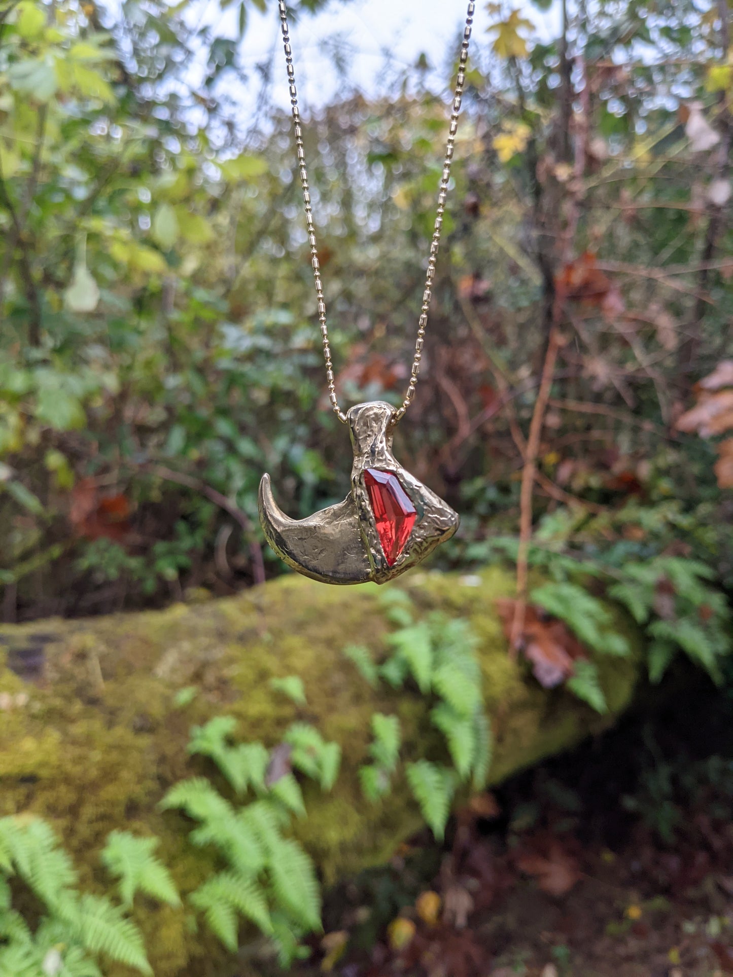 Kowishto Claw Necklace