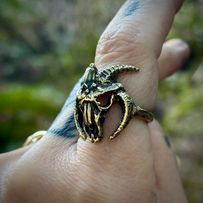 Parti Goat Ring, Size 7.25