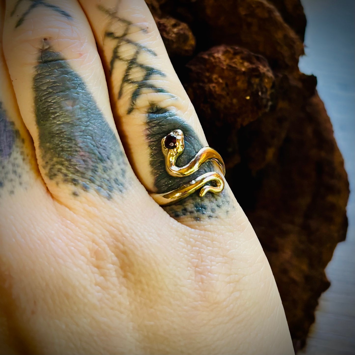 BB Snek, 14k gold