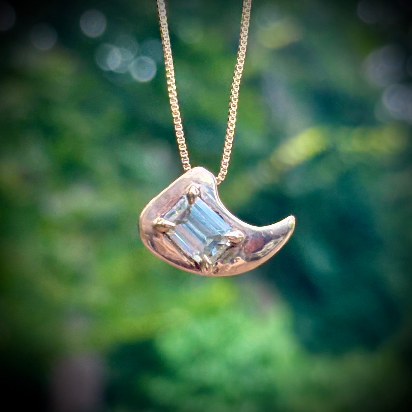 Leo Claw Necklace