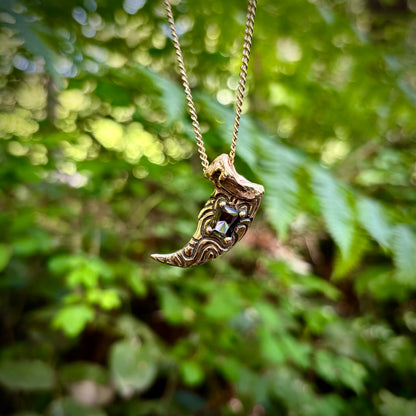Jomon Ursa Necklace