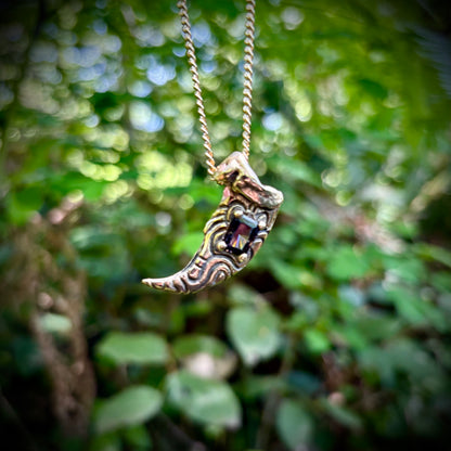 Jomon Ursa Necklace