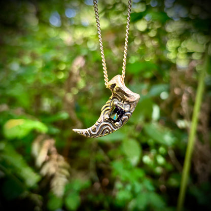 Jomon Ursa Necklace