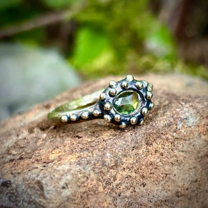 Thania Ring