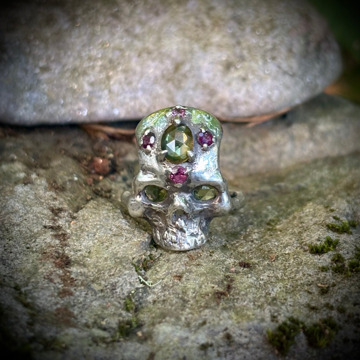 Nyx Sukaru Ring