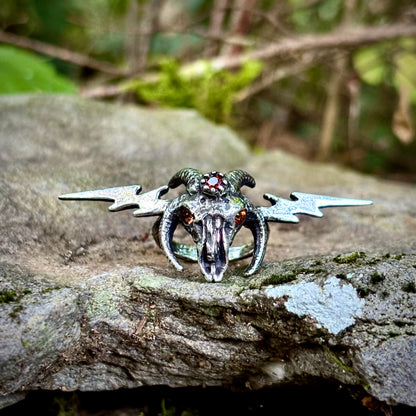 Blitzziege Ring