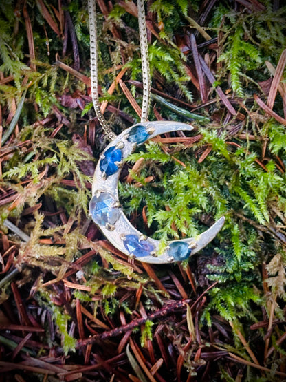 Lilac Luna Necklace, 14k gold.
