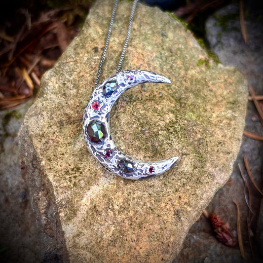 Fine Silver Luna Necklace