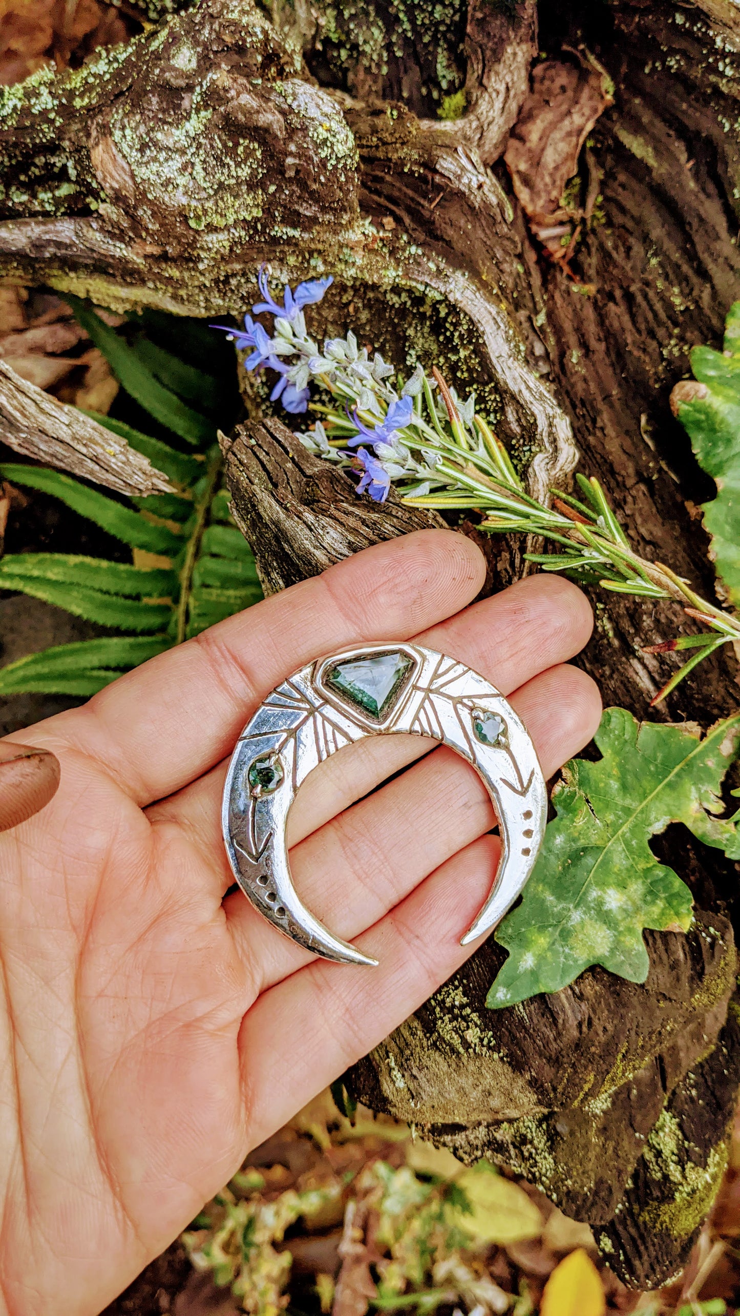 Tsukoyomi Necklace
