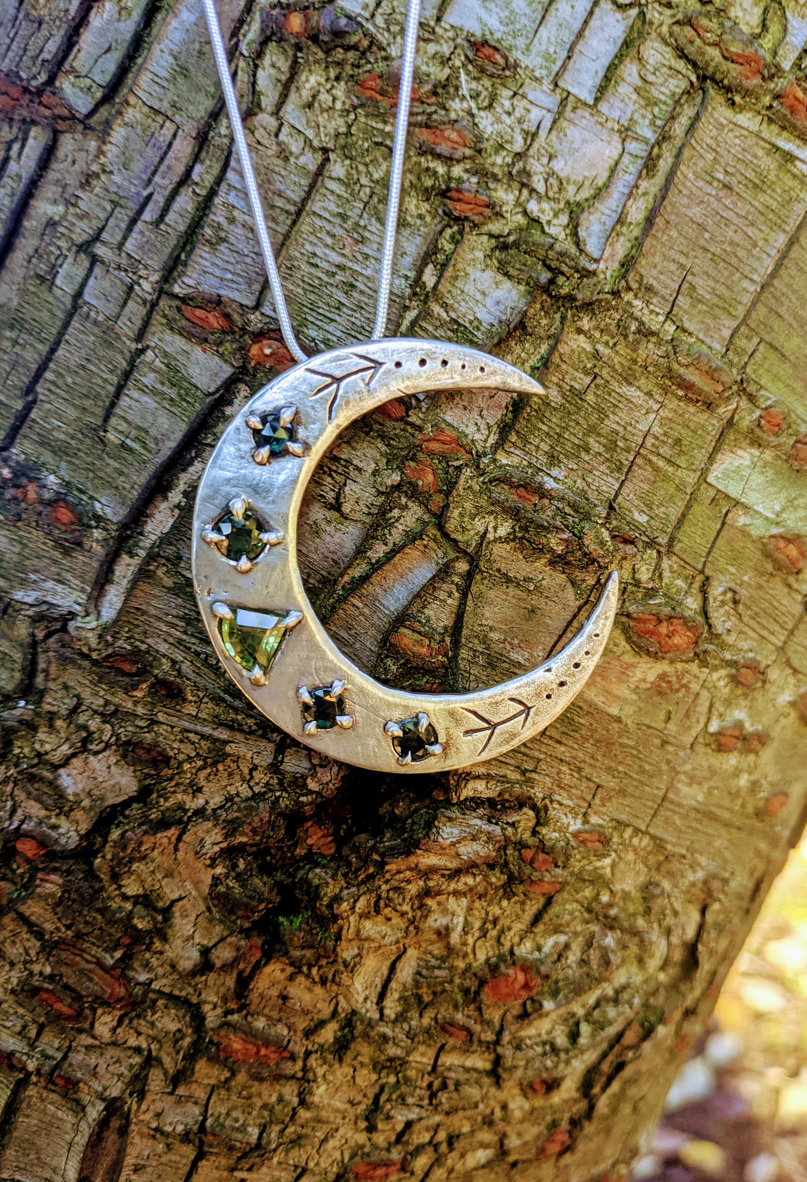 Verdant Luna Necklace, Australian Sapphires