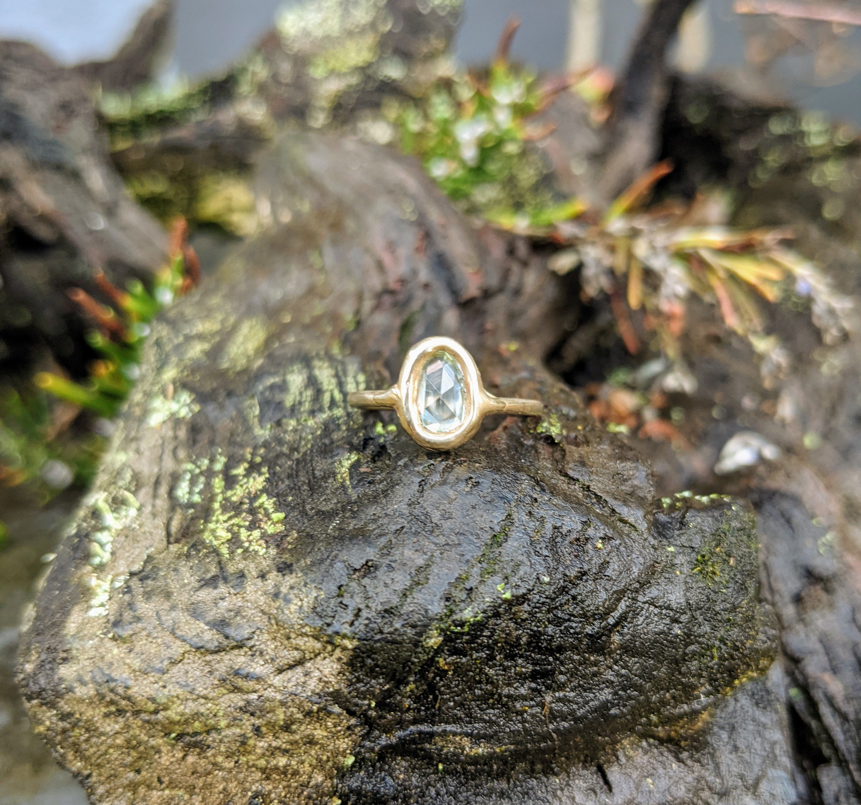 Idun Ring, White Sapphire, Size 6