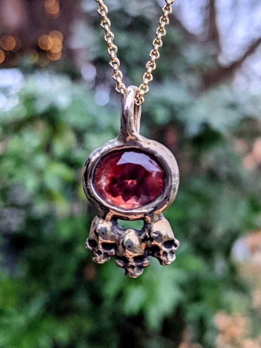 Hecate Sukaru Necklace