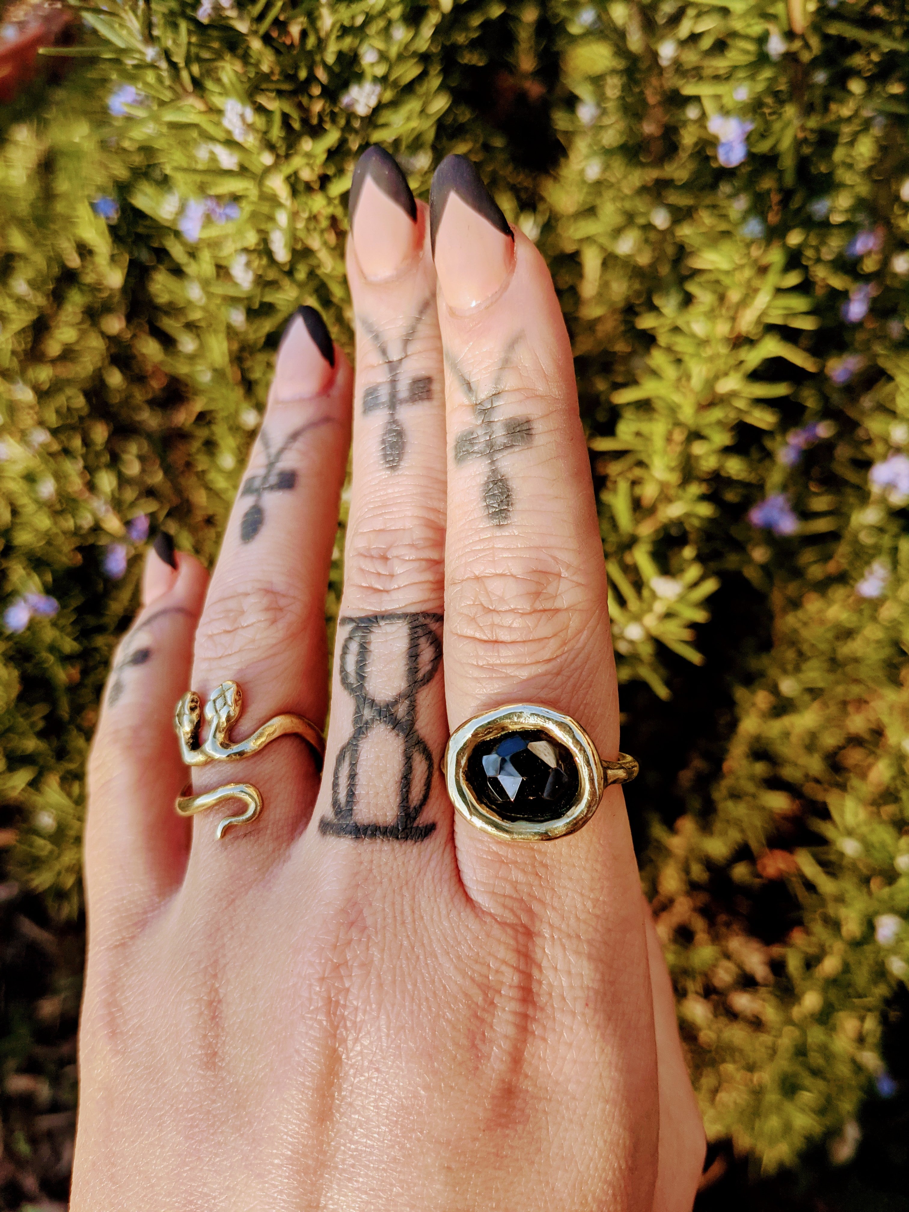 Lyra Ring, Golden Brass and Black Spinel, size 9.