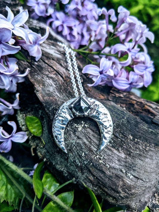 Naja Luna Necklace