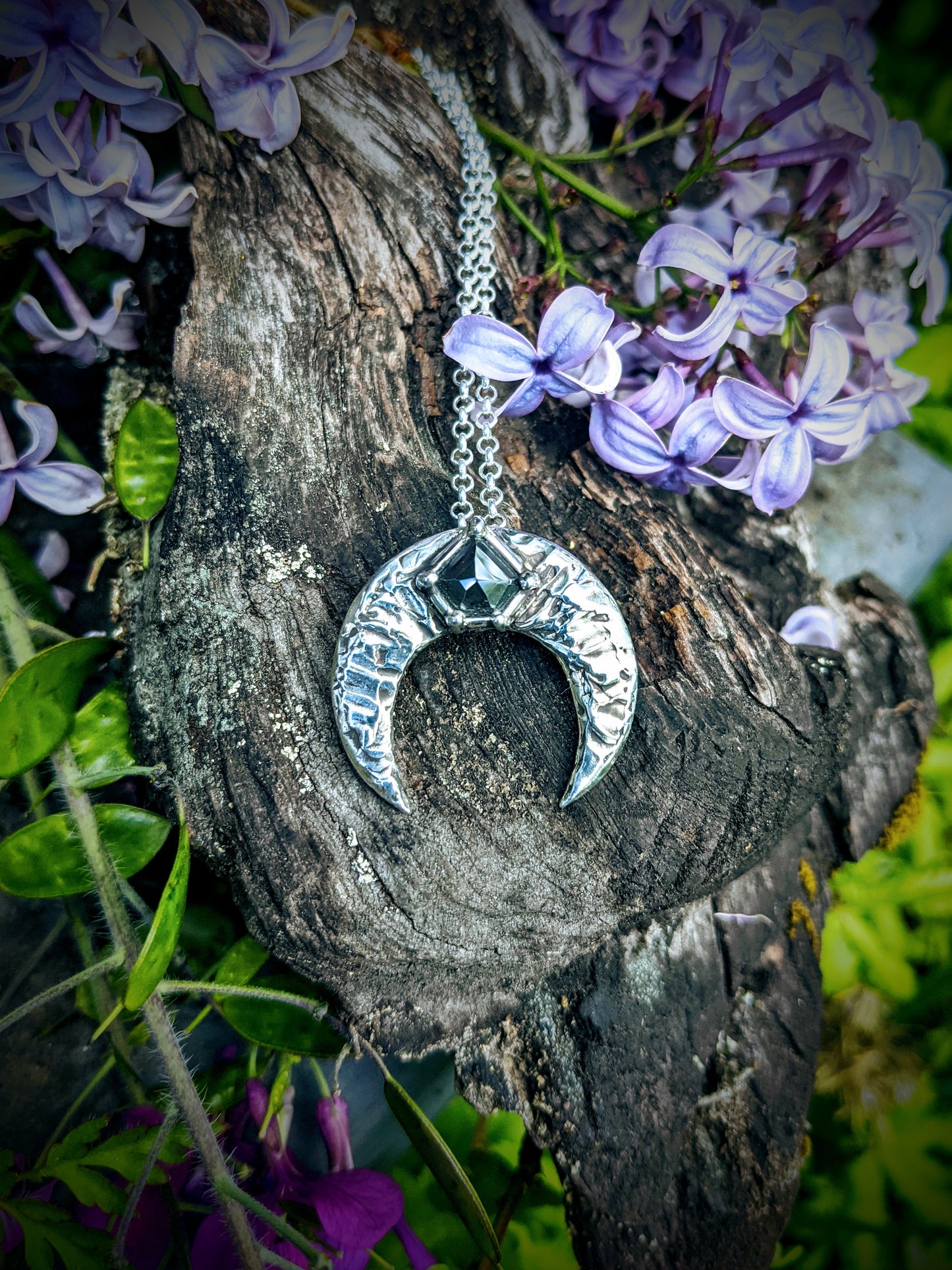 Naja Luna Necklace