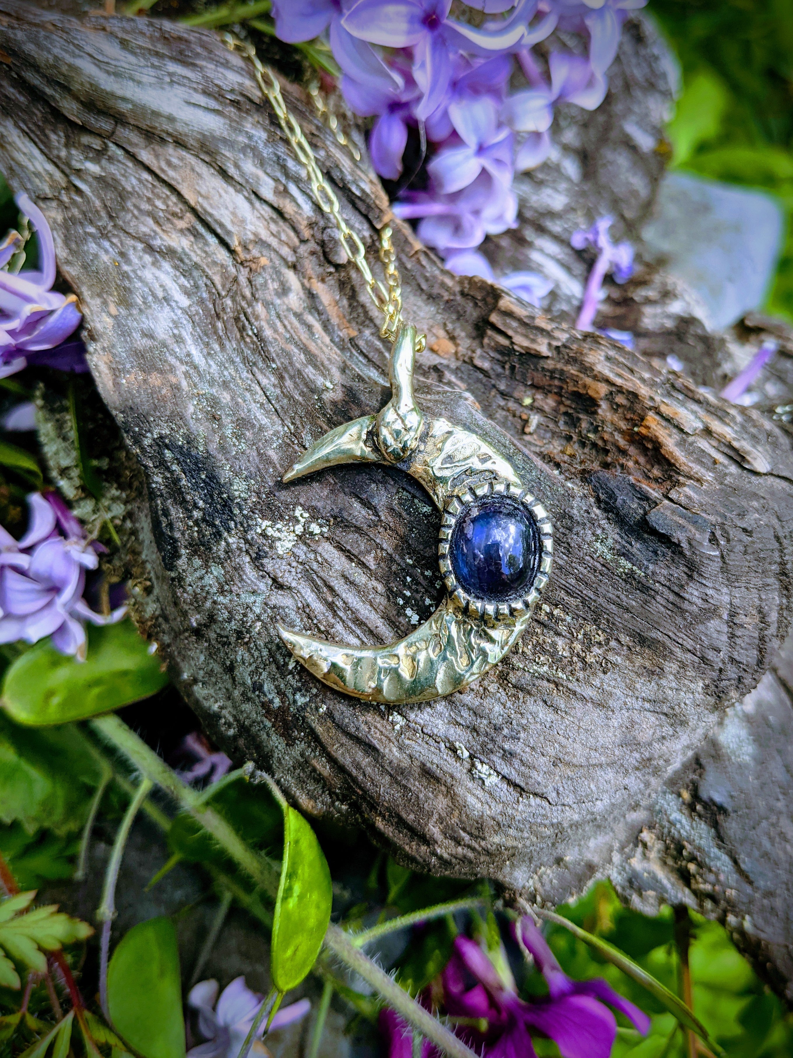Serpent Luna, Golden Bronze and Violet Star Sapphire