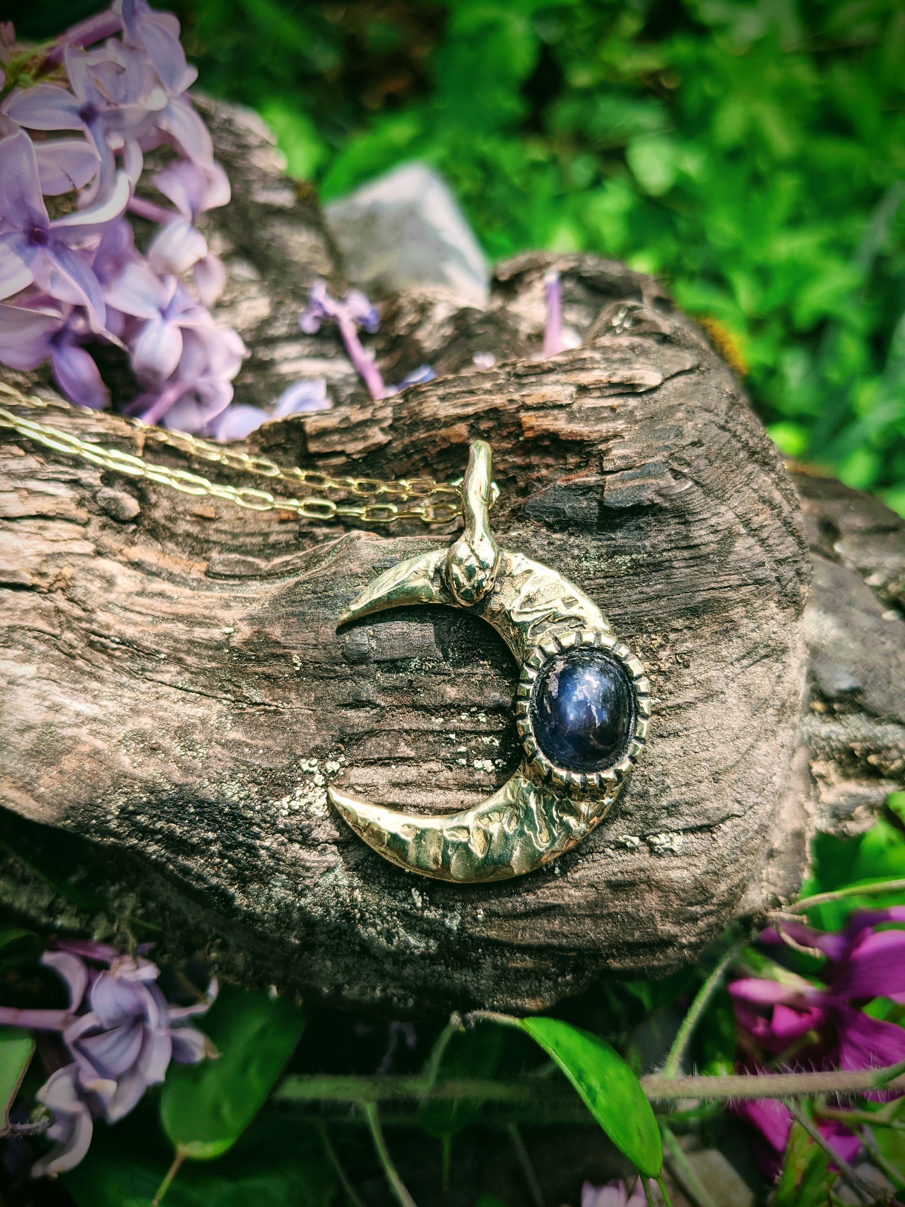Serpent Luna, Golden Bronze and Violet Star Sapphire