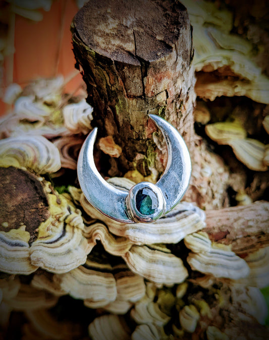 Horned Luna Ring