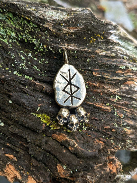 Rune Sukaru Necklace